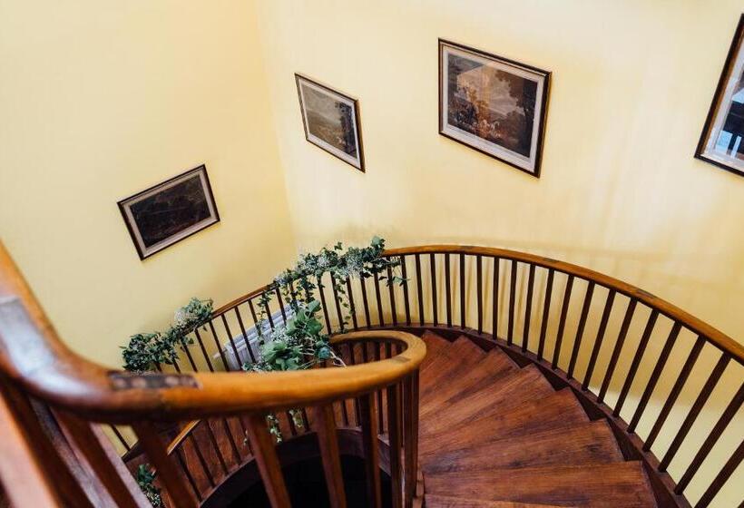 مبيت وإفطار Château De Beez