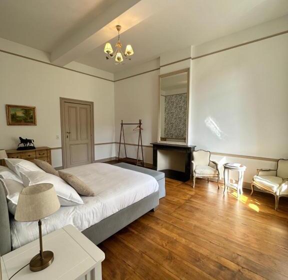 مبيت وإفطار Château De Beez