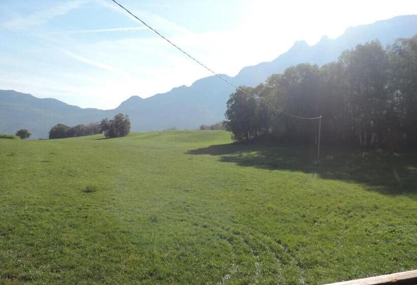 住宿加早餐  La Chambre Montagne Chez Les Garçons