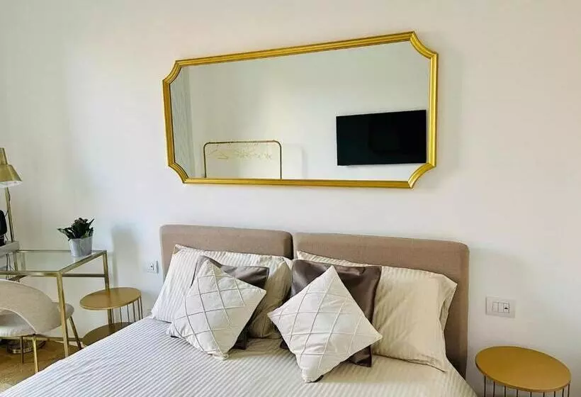تختخواب و صبحانه Leaf Apartments   Solari / Tortona