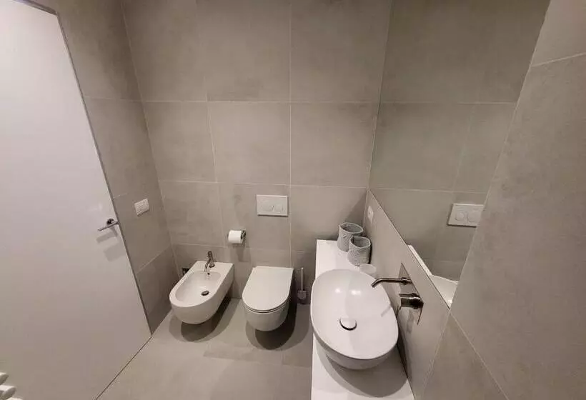 تختخواب و صبحانه Leaf Apartments   Solari / Tortona