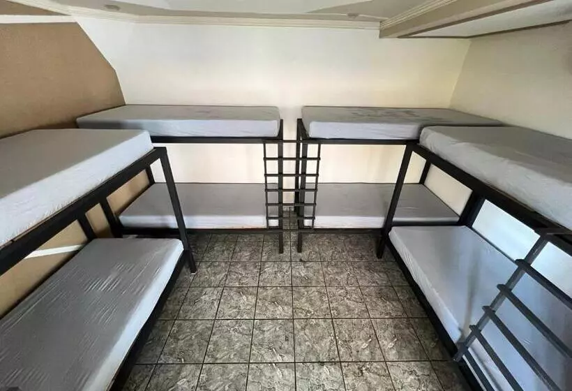 Hostel Sideral