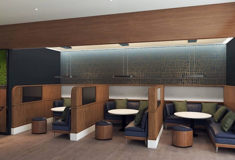 호텔 Courtyard By Marriott Modesto North