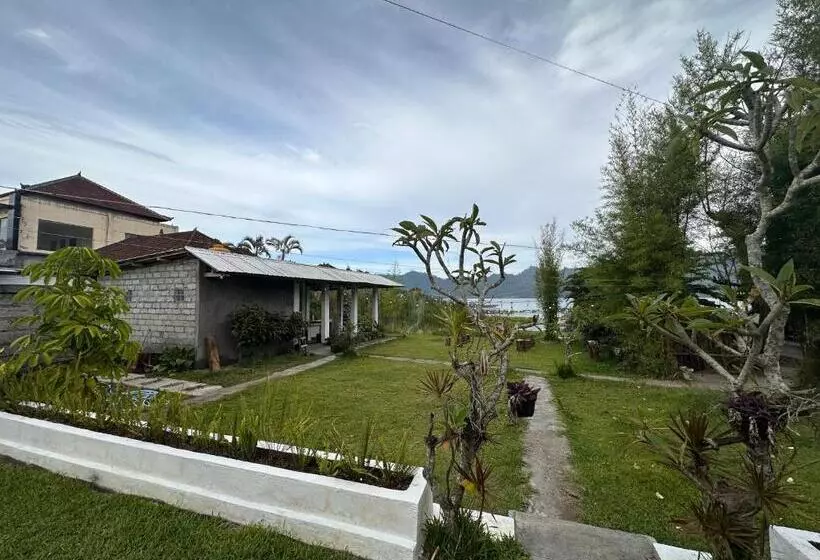 ホテル Gill Lake Batur