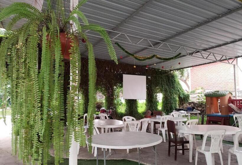 Otel Huerta Blanca Conache