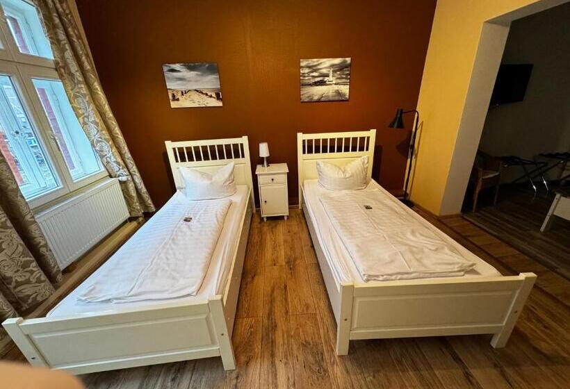 Lucia S Elbhotelchen