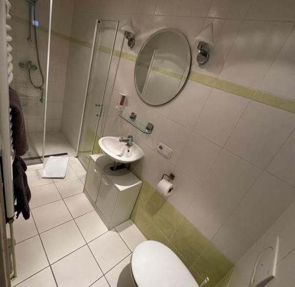 Lucia S Elbhotelchen