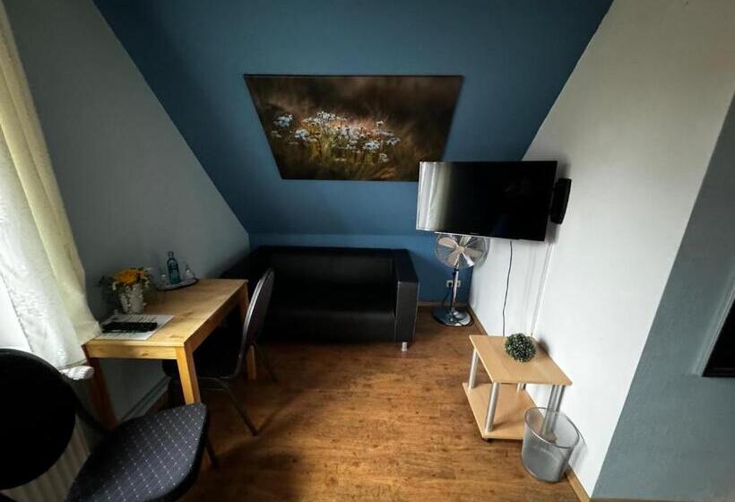 Lucia S Elbhotelchen