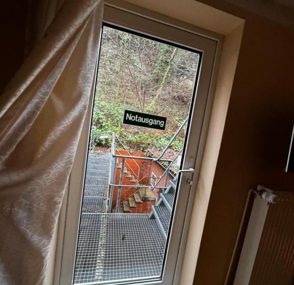 Lucia S Elbhotelchen