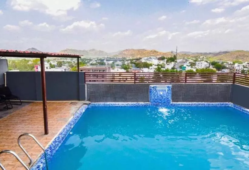 Hotel Mangal Residency Rooftop Pool