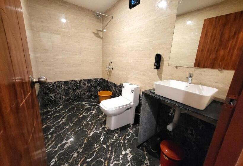 בית מלון כפרי Rashiva Resort