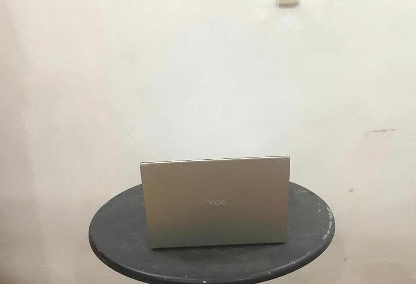 Отель Spot On 93517 De Lanang Homestay