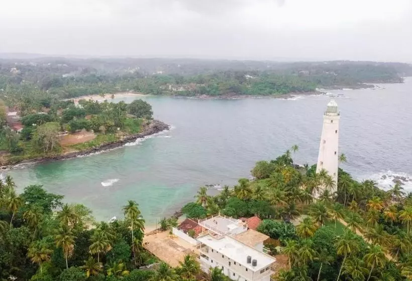 Hotelli Triton Dondra