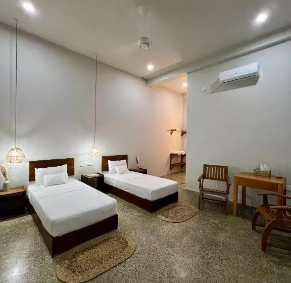 Hotelli Triton Dondra