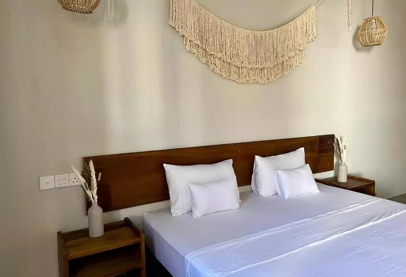 Hotelli Triton Dondra