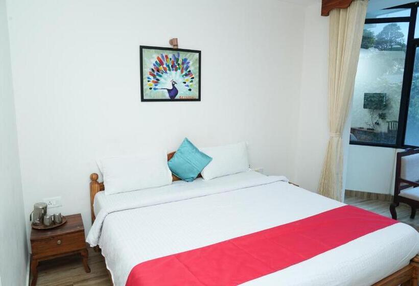 ホテル Vetrivel International By Brown Tree Resorts