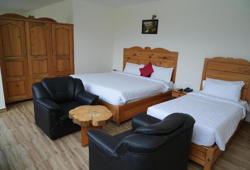 ホテル Vetrivel International By Brown Tree Resorts