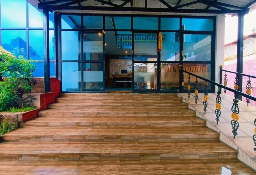 ホテル Vetrivel International By Brown Tree Resorts