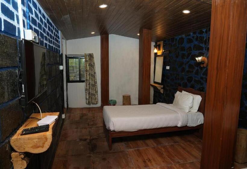 ホテル Vetrivel International By Brown Tree Resorts