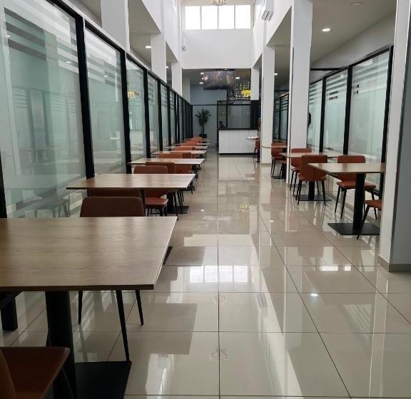 Ixoras Hotel Victoire