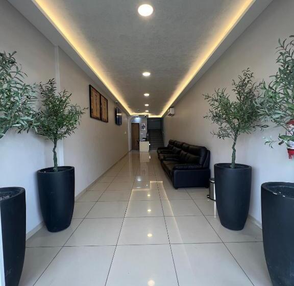 Ixoras Hotel Victoire