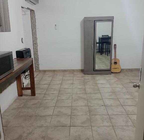 ペンション Apartamento Puente Del Zorro