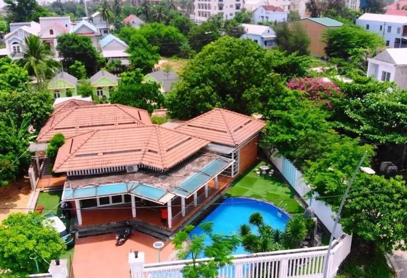 پانسیون B&h Villa   Villa Has Swimming Pool