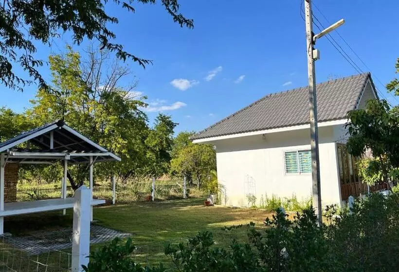 ペンション บ้านโรสแมรี่ By ชมภู ชุมแพ โฮมสเตย์ ไร่คุณต๋ง