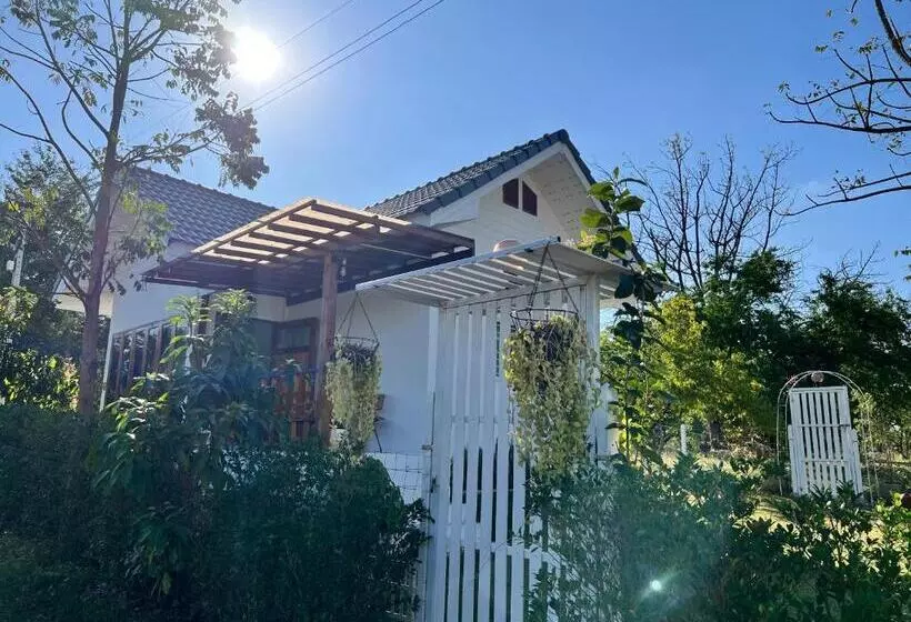ペンション บ้านโรสแมรี่ By ชมภู ชุมแพ โฮมสเตย์ ไร่คุณต๋ง