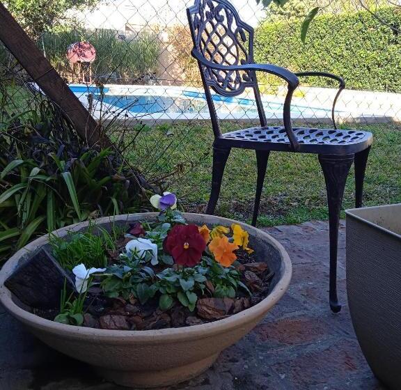 Pension Casa Los Trinos