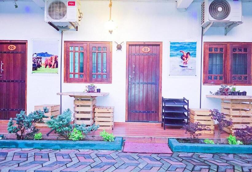 بنسيون Chill Airport Transit Stay