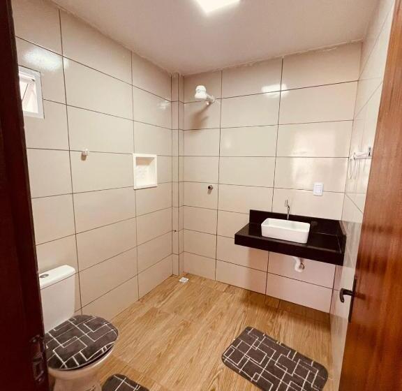 Pension Quarto Família Com Suíte