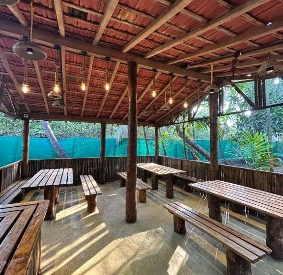 ペンション Ronny’s Beach Cottage