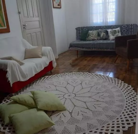 Majatalo Simples E Confortável