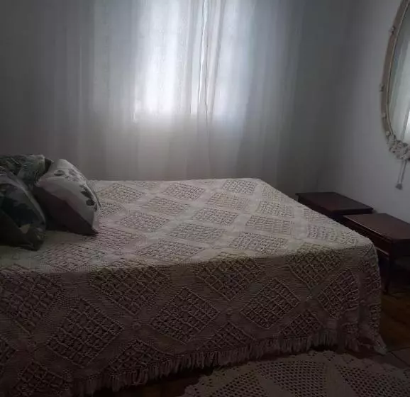 Majatalo Simples E Confortável