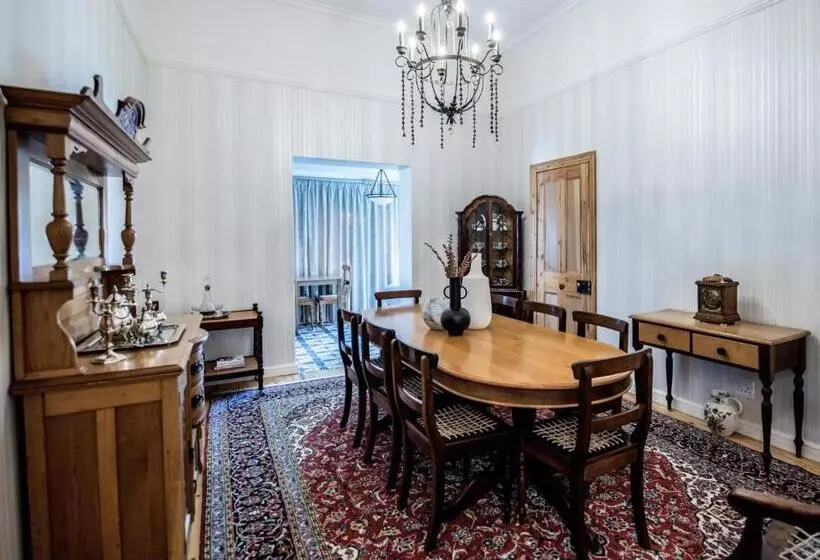 Majatalo Vier Seisoene Gastehuis