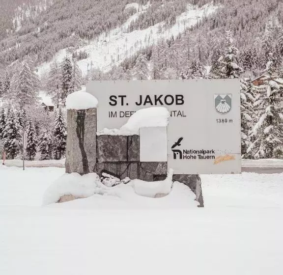 Aura Bed & Breakfast