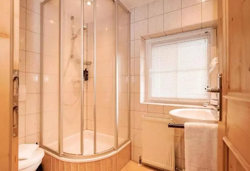 Aura Bed & Breakfast