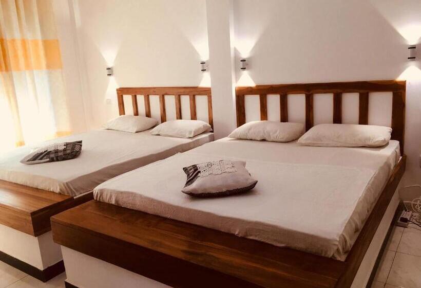 Bed and Breakfast A4 Villas Udawalawe