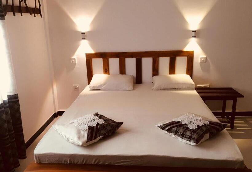 Bed and Breakfast A4 Villas Udawalawe