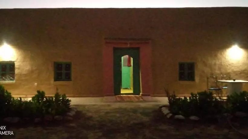 تختخواب و صبحانه Dar Ammar Hassilabiad Merzouga