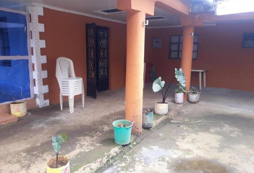 تختخواب و صبحانه Rockvilla Guesthouse Njabini