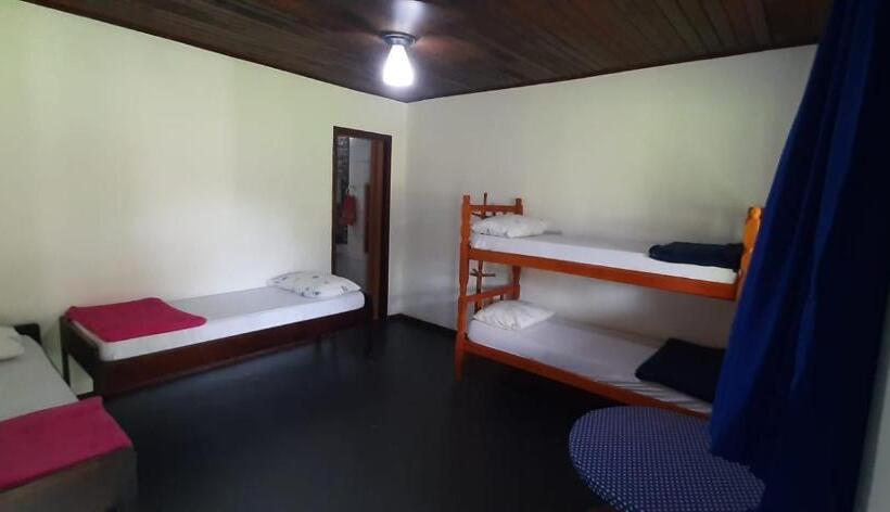 Hostel E Pousada Araquari