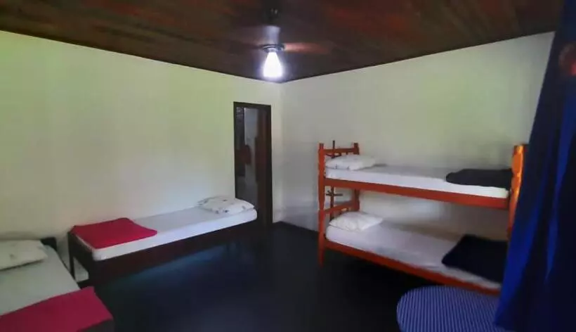 Hostel E Pousada Araquari