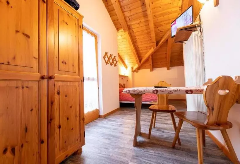 ホテル Agritur Iellici