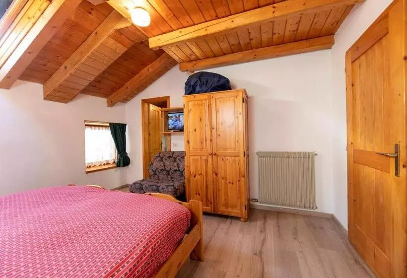 ホテル Agritur Iellici