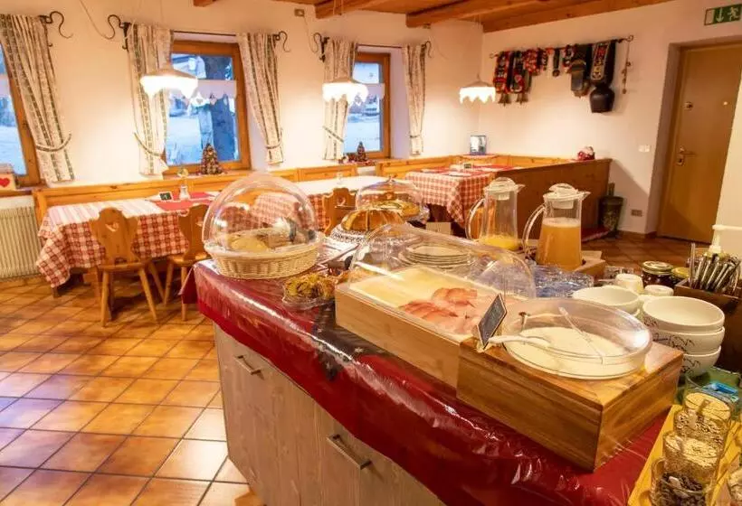 ホテル Agritur Iellici