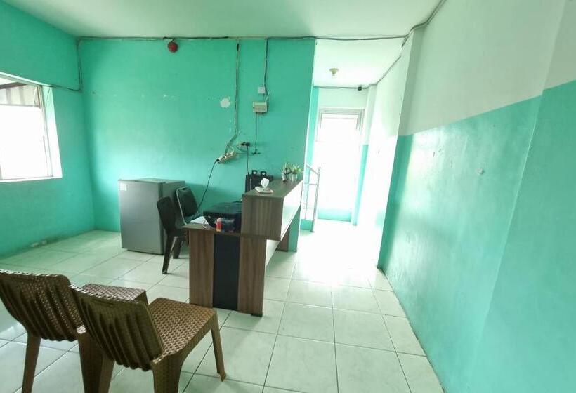 ホテル Oyo 93493 Wira Residensia Syariah