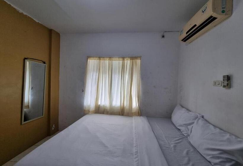 ホテル Oyo 93493 Wira Residensia Syariah