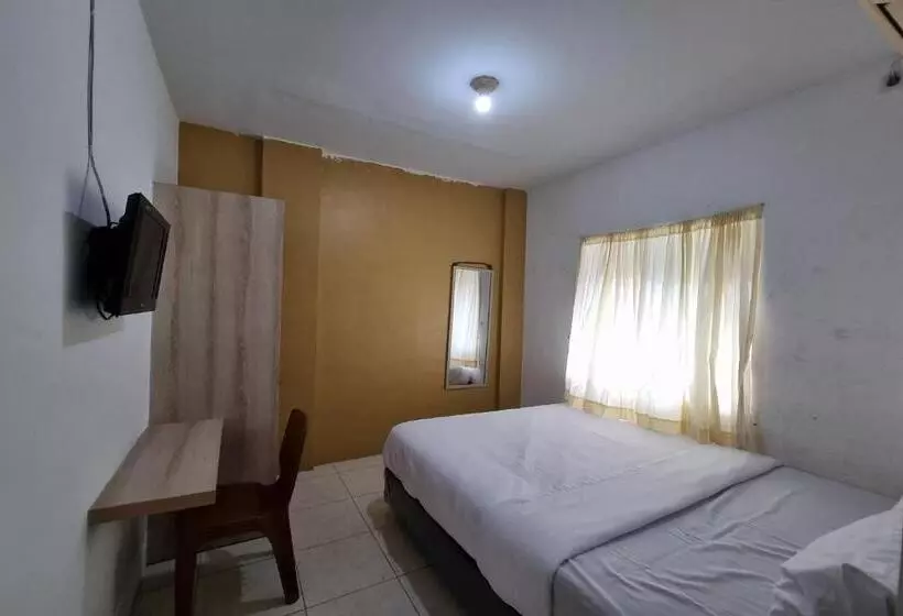 Hotelli Oyo 93493 Wira Residensia Syariah